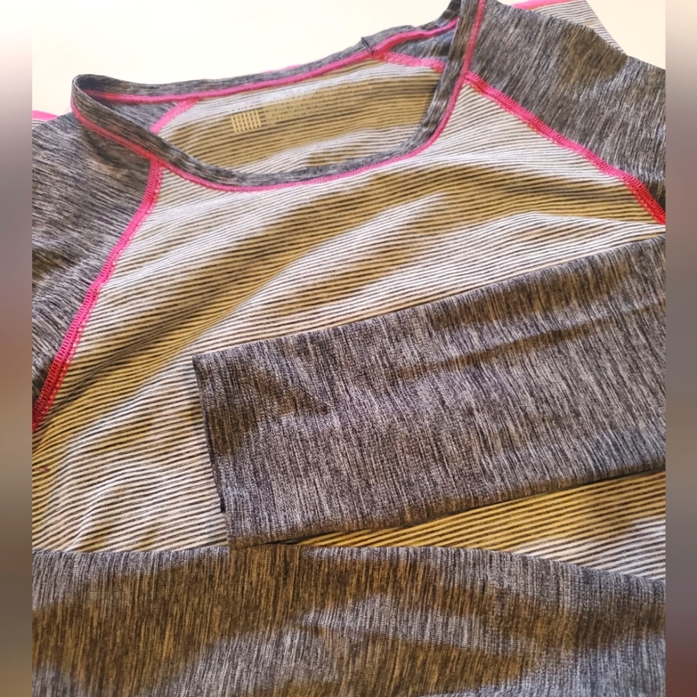 Victoria's Secret Sport Long Sleeve Shirt